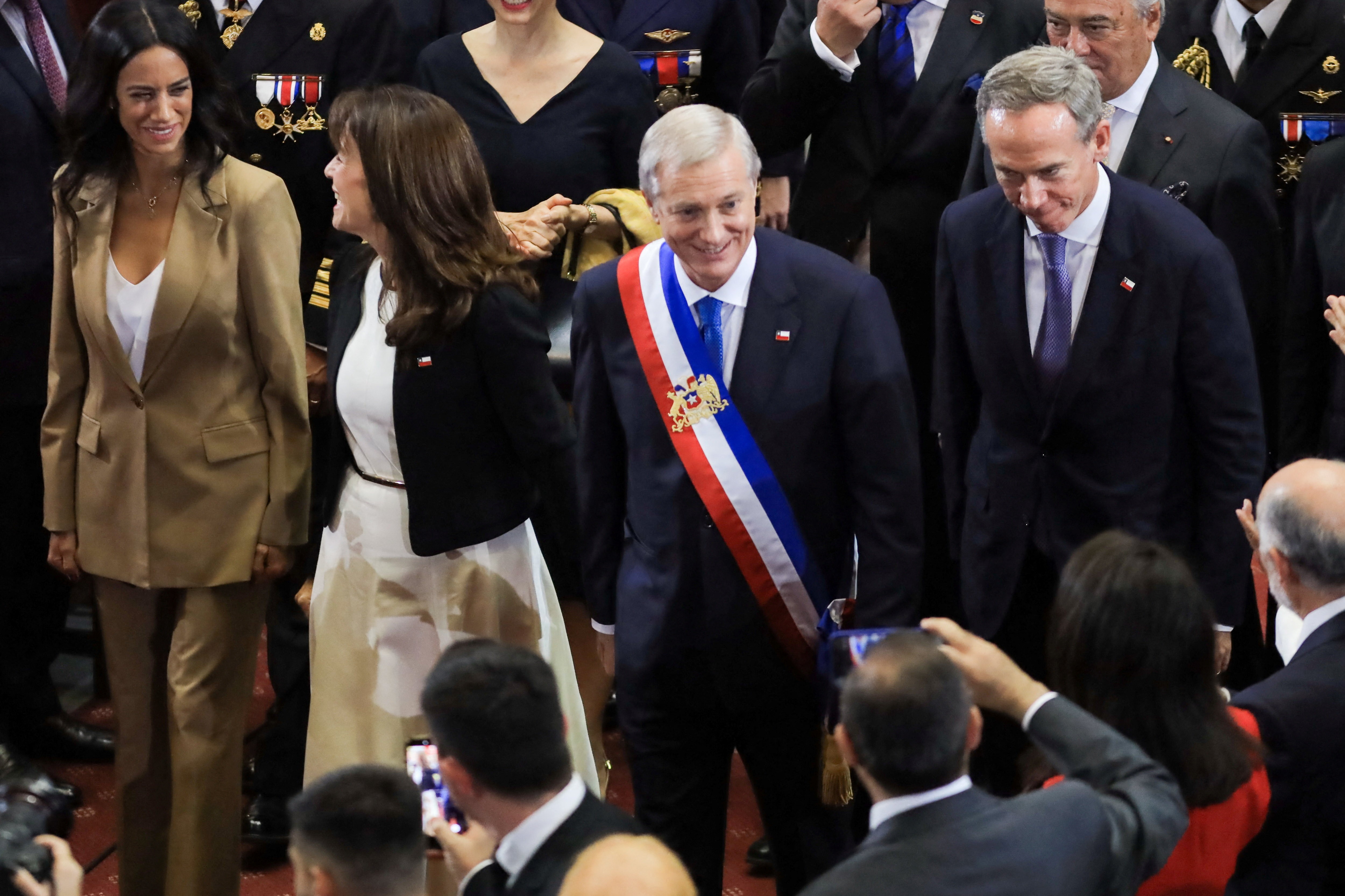 José Antonio Kast toma posse como presidente no Chile; país vê guinada mais radical à direita desde Pinochet
